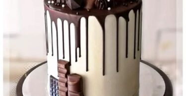 Amazing Chocolate Cake Day Cake Ideas To Complement Your Gift Card